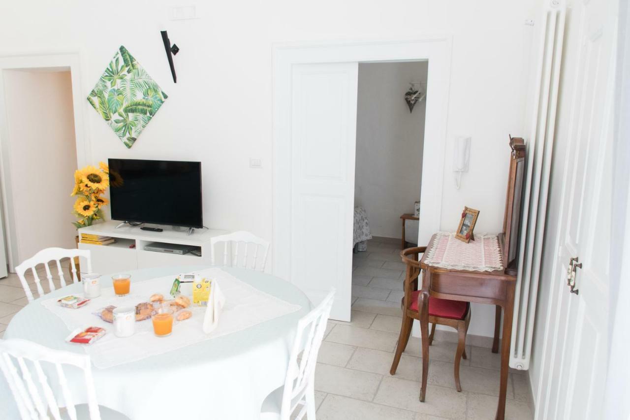Casa Bianca Leilighet Giovinazzo Eksteriør bilde